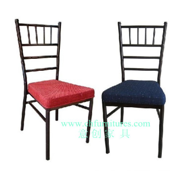 Fixable Cushion Metal Chiavari Chair for Wedding (YC-A69)